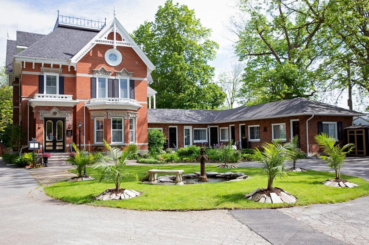 The Woodview Inn Gananoque Exterior foto
