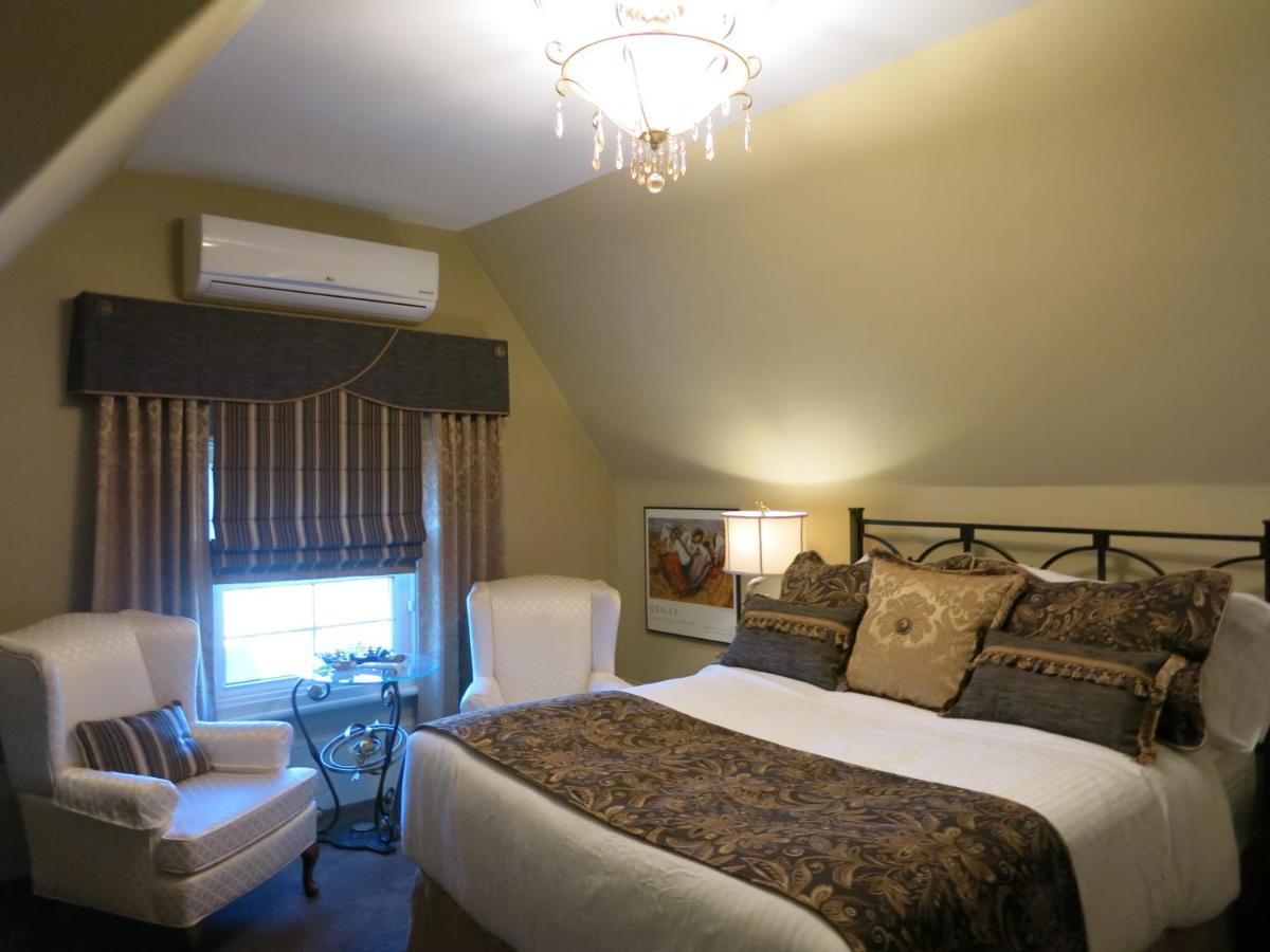 The Woodview Inn Gananoque Exterior foto