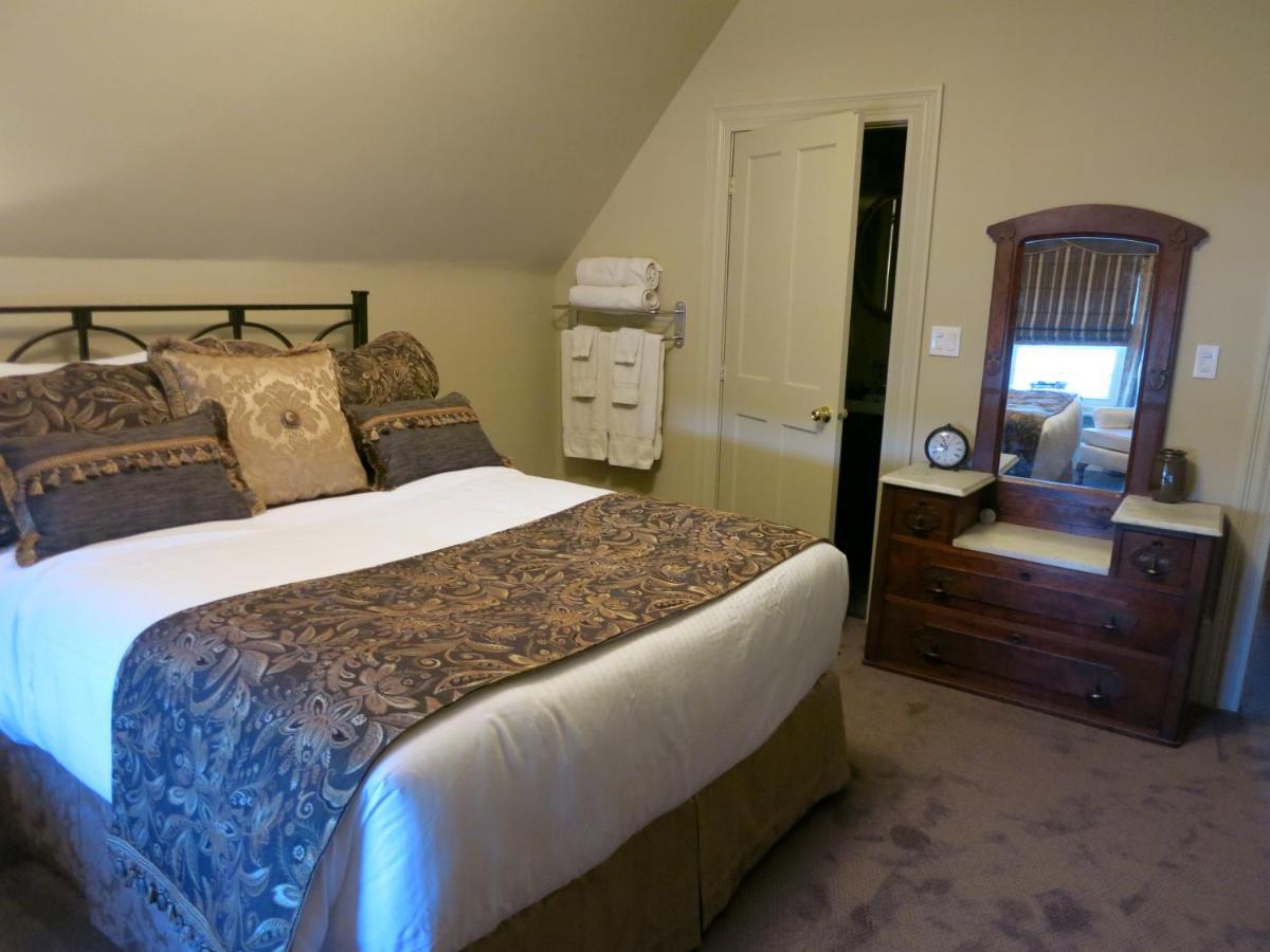 The Woodview Inn Gananoque Exterior foto